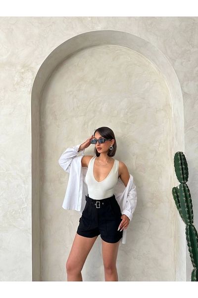PETITE Belt Detailed Gabardine Shorts Black S25289