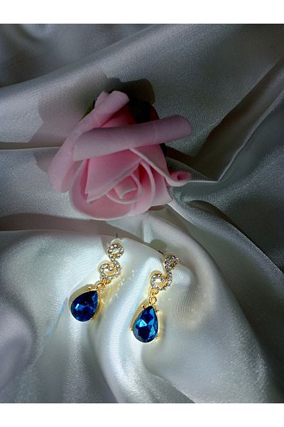 Pervin Ablacım Stylish Earrings with Turquoise Colored Stones Gold Dangle