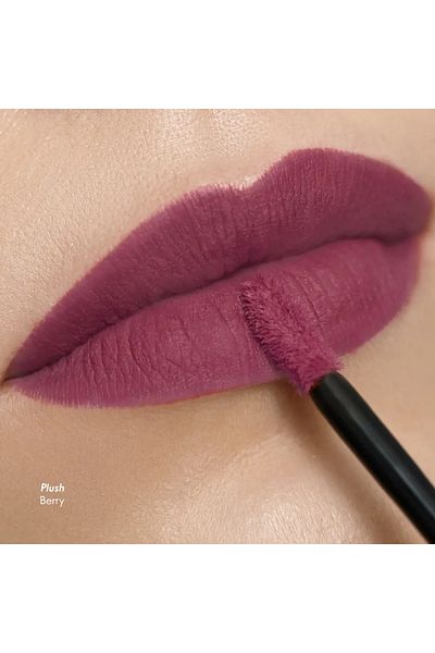Oriflame Giordani Gold Iconic Elixir Matte Liquid Lipstick SPF 15 - Plush Berry