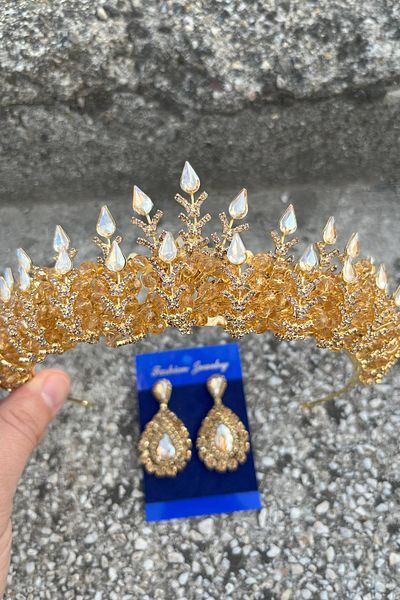 Hobigram Belicia Gold Bridal Henna Crown Special Occasion Accessory Women's Crown and Drop Shuttle Earrings Set