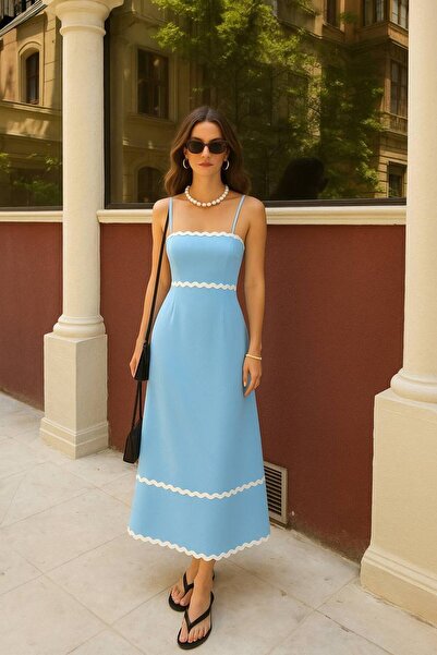 Bliss Dale Şerit Motif Detaylı Askılı Şık Gece Elbisesi