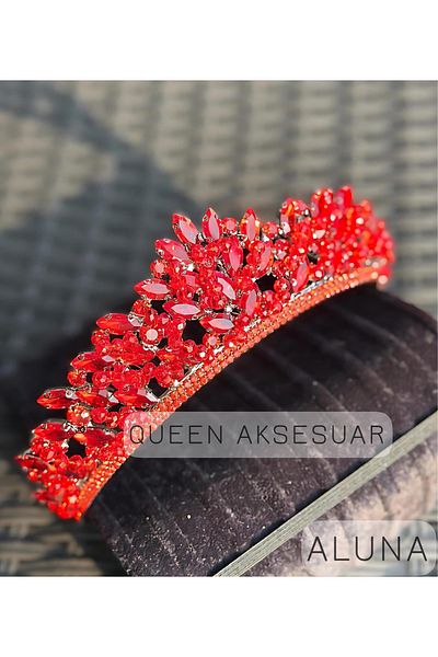 QUEEN AKSESUAR Aluna Ruby Red Crystal Stone Luxury Design Engagement Bridal Tiara Metal Crown with High Authentic Motif