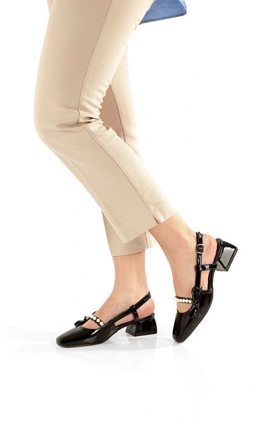 Lio Shoes Women's Black Patent Leather Pearl Short Heeled Shoes