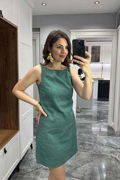 Banu Angay Rochie căptușită din in Antoryum Verde