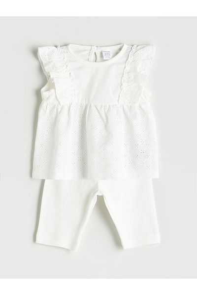LC Waikiki Cotton Ruffle Baby Girl Blouse and Capri 2-Piece