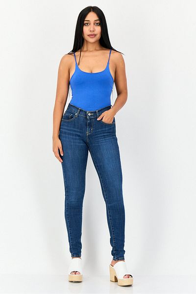 Levi's Women Curvy Fit Mid Wash Stretchable Denim Jeans, Blue
