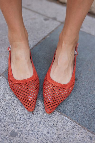 ANGELİNA JONES Pantofi cu toc MINI din piele naturală CORAL CARRO FEMEI