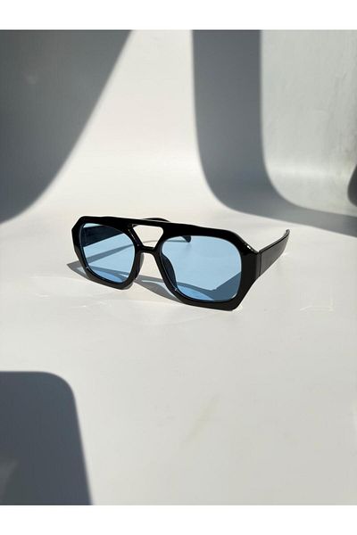 dsneyewear Edwina Sunglasses