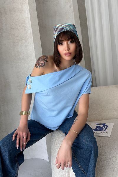 New Now Cămașă de designer fără mâneci, cu detaliu cu nasturi, cu guler încrucișat