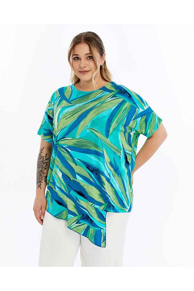 THE CABIN Plus Size Asymmetrical Cut Design Blouse