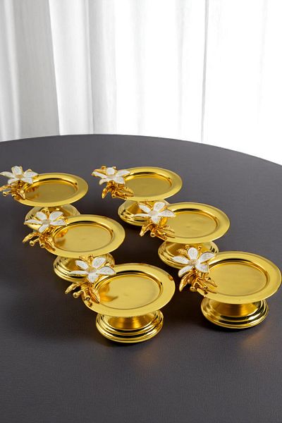 Yaren Style Lily Flower Decorative 6-Piece Gold Color Macaron Holder Turkish Delight Holder Coffee Side Presentation Holder