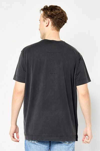 Givenchy Men Crew Neck Short Sleeves Graphic Print Oversize T-Shirt, Charcoal