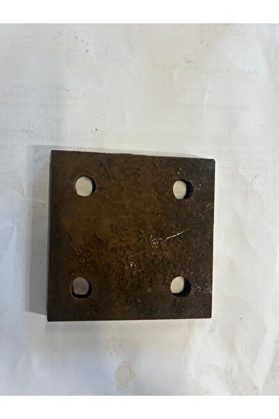 Akgün Plakaj Demiri 10x10cm 4 Delikli Kare Flanş Demiri 5mm
