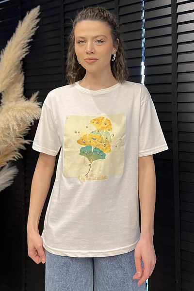 GÜLSELİ Tricou de damă cu decolteu crem imprimat Stone