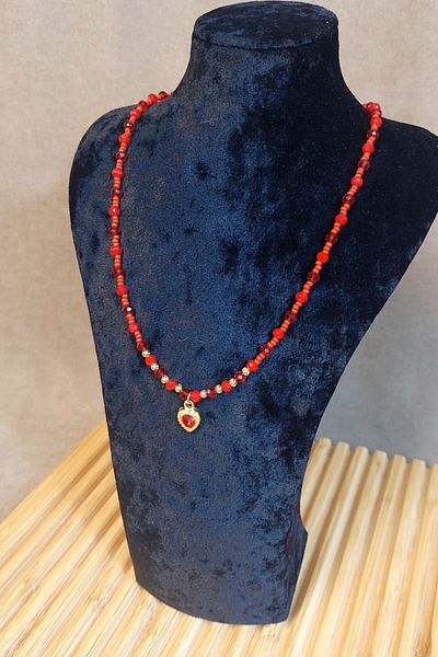 Uretti - Özlem 9422 4836 Handmade Red Crystal and Sand Bead Necklace