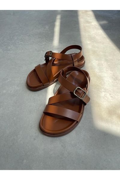 STRASWANS Vitinha Women's Flip Flops Leather Sandals Brown