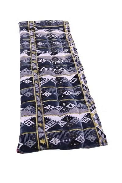 smart home Cotton sleeping blanket for camps and rest houses, soft to the touch, made of high-quality materials