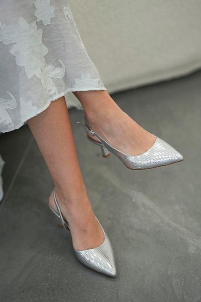 Parponi Delhi Women's Low Heeled Evening Dress Shoes Silver