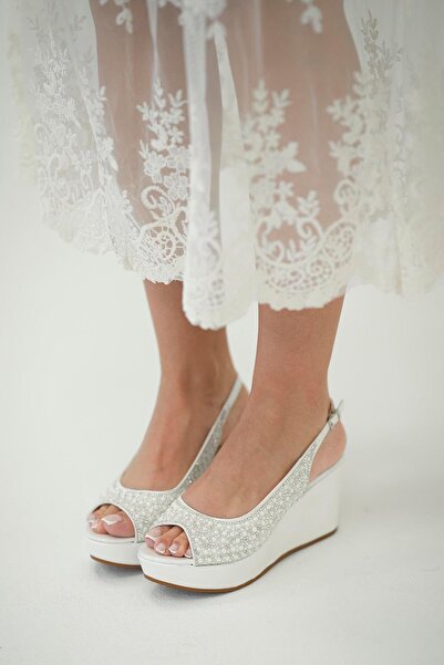 Parponi Bruj Pearl Wedge Heeled Bridal Shoes