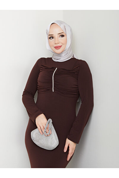 Wual giyim Βραδινό φόρεμα με πέτρινη λεπτομέρεια σε σχήμα ψαριού