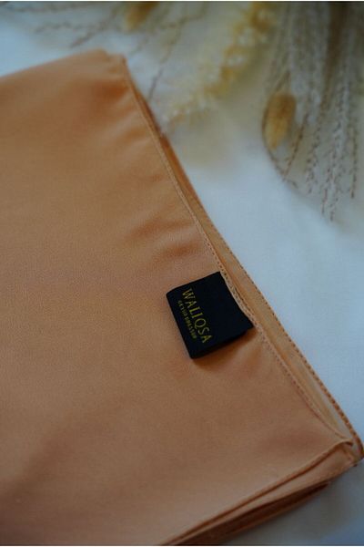 waliqsa Hijab | Gold Skin