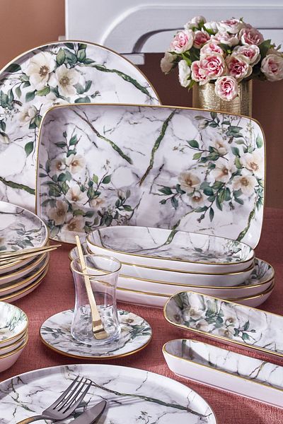 Fecra Monza 35 Piece Gold Mesh Breakfast Set