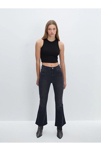 LC Waikiki Γυναικείο Crop με λαιμόκοψη LCW Vision (S5)