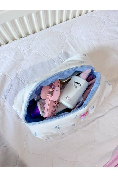 girlsybags White Blue Floral Makeup Bag Large Size Zipper Portfolio Bag