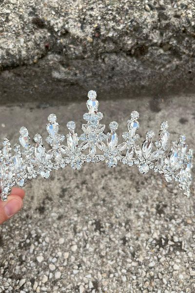 Hobigram Elvira Silver Bridal Henna Crown Special Occasion Accessory Women's Crown Hair Accessory – Crown, Crystal Stone