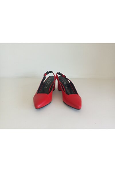 Crista Hakiki Deri 5 Cm Topuklu Burnu Kapalı Klasik Sandalet