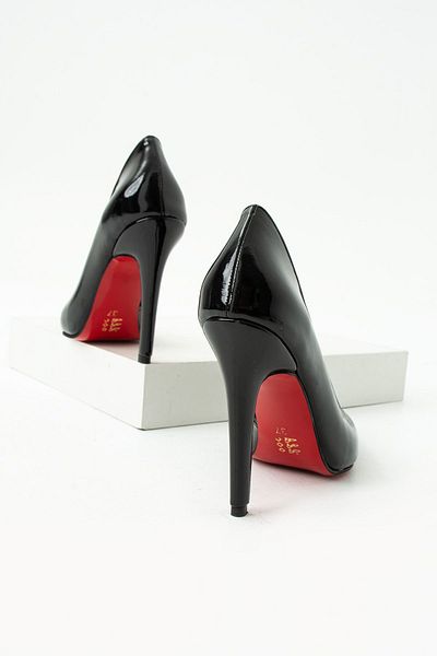 es exello Valera High Thin Heeled Low-Cut Black Patent Leather Stiletto