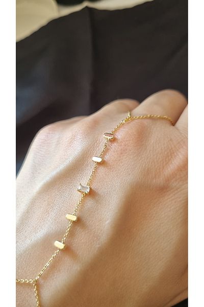 AKSESUARIM Stylish, Baguette Cut Zircon Stone Detail, Durable, Antiallergic, Non-Tarnishing Steel Shammeran