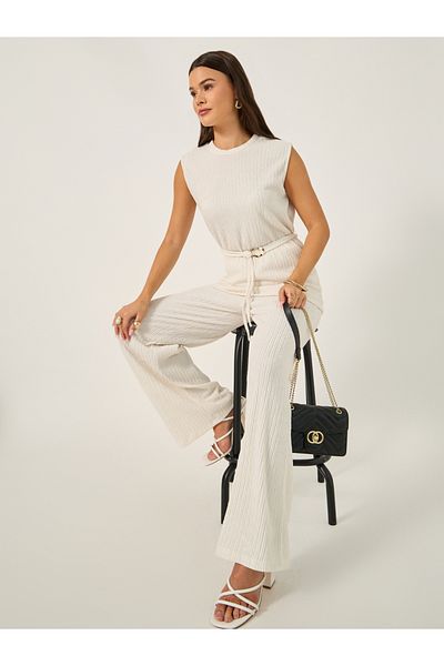 Styli Crinkle Knit Sleeveless Top and Straight Leg Pants Co-Ords