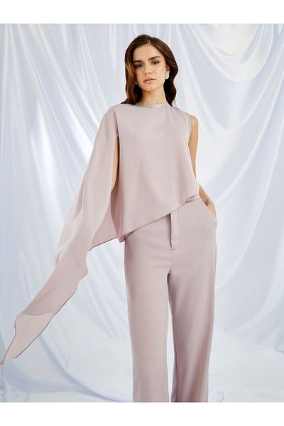 Styli Round Neck One Cape Sleeve Top and Pants Co-Ords