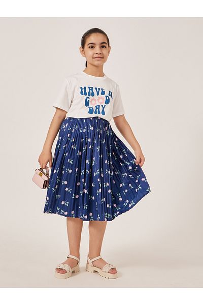 Styli Slogan Print T-Shirt and All-Over Print Skirt