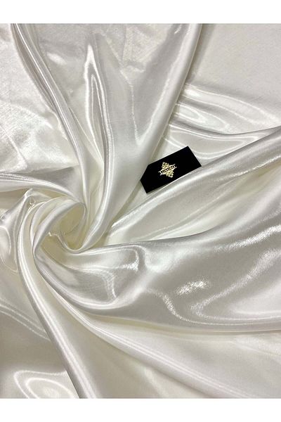 Luxuro Satin Liquid Fix Ivory