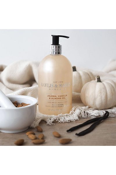 Baylis & Harding Jojoba Vanilla & Almond Oil Hand Wash