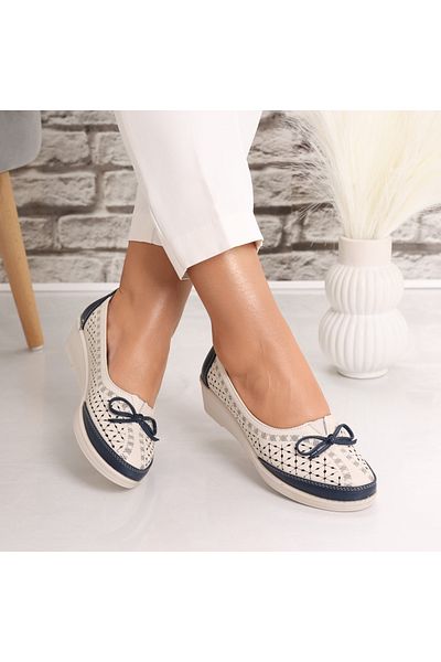 MODA STİL Women's casual shoes Beige made of ecological leather Fariha, 41