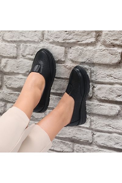 MODA STİL Women's casual shoes in black, made of soft ecological leather, 40
