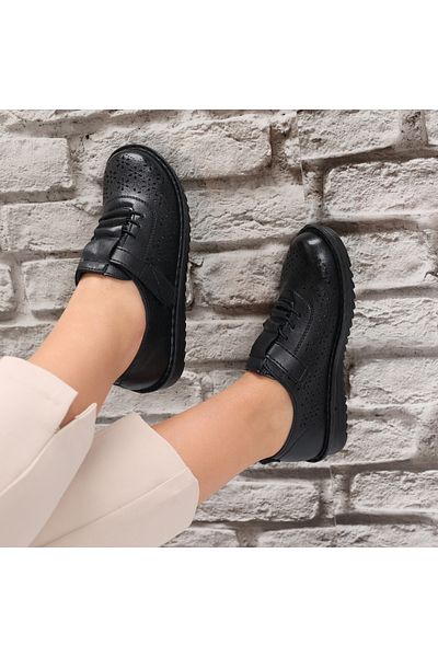 MODA STİL Women's casual black shoes made of Atrisa Eco-leather, 36