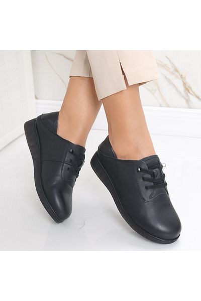 MODA STİL Women's casual shoes, black, made of natural leather, Samiana, 41