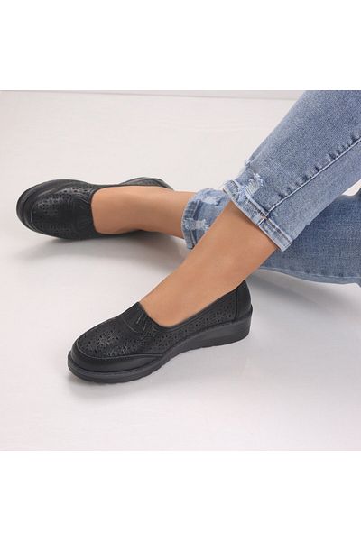 MODA STİL Women's casual shoes Black made of natural leather Zenova, 38