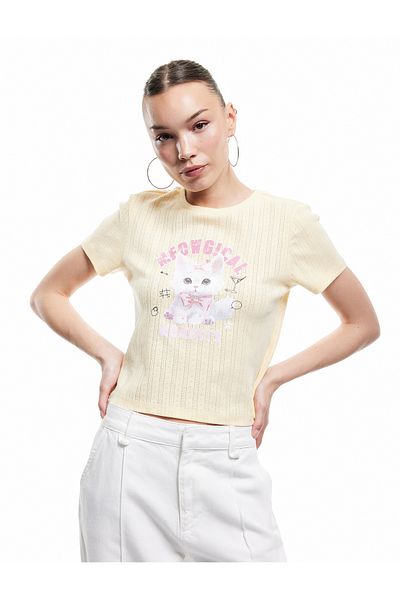 Koton Crew Neck Short Sleeve Textured Cat Printed T-Shirt
