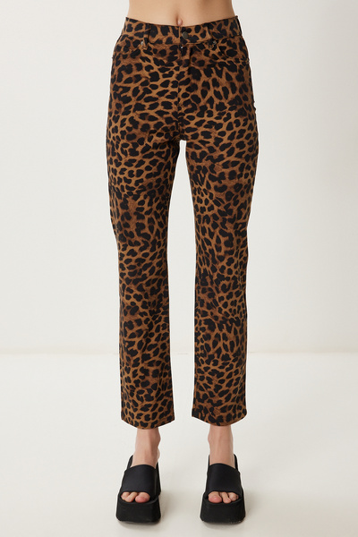 Happiness İstanbul Kadın Siyah Bej Leopar Desenli Gabardin Pantolon WF00125
