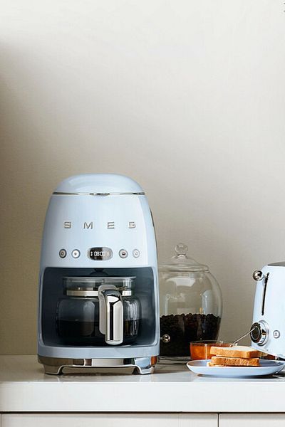 SMEG 50's Style Retro Pastel Blue Filter Coffee Machine Dcf02Pbeu