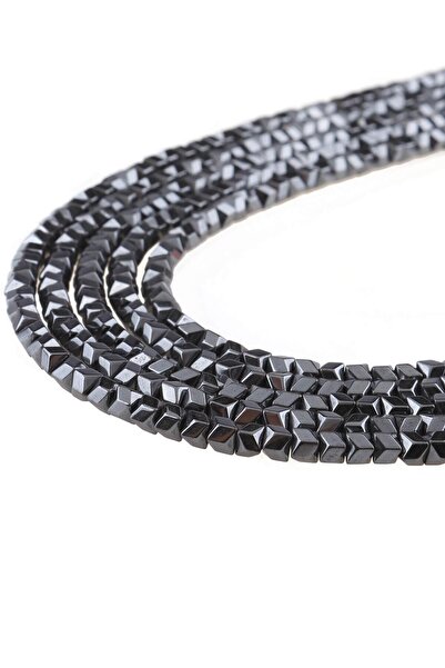 Dünya Doğal Taş Piatra naturala din hematit cu colt 3x3 mm - Dz2420