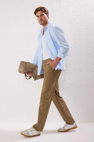 Trendyol Collection Μπεζ φαρδύ παντελόνι από φαρδύ ύφασμα TMNSS23PL00039