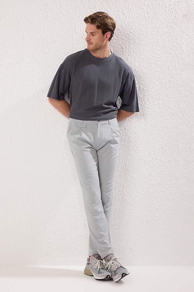 Trendyol Collection Ανοιχτό γκρι ιταλικό κομμένο πλισέ κλασικό υφασμάτινο παντελόνι με διπλό πόδι TMNSS24PL00022