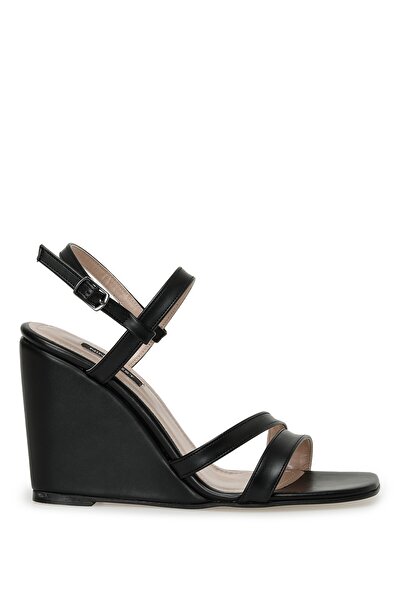 Nine West MOEX 3FX Siyah Kadın Dolgu Topuk Sandalet