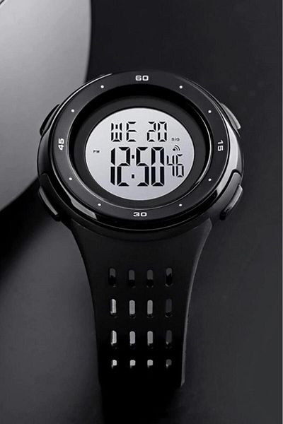 Skmei Black Boy's Wristwatch with Alarm, Stopwatch and Led Lights for Ages 12+
